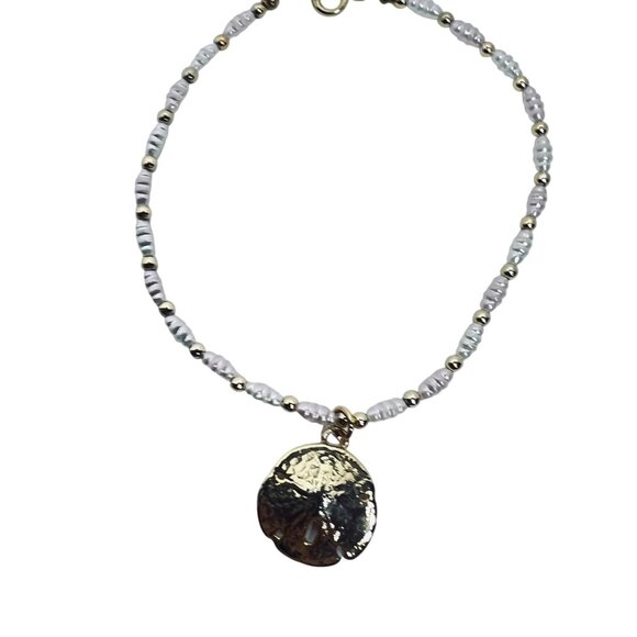 Vintage Gold Tone & Faux Pearl Ankle Bracelet With Sand Dollar Charm (5653) - Picture 6 of 9